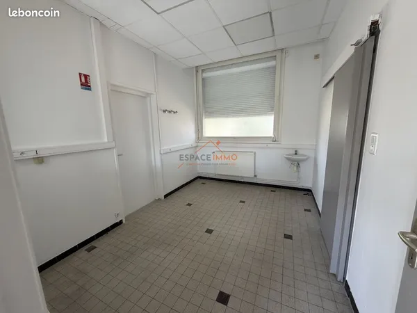 Bureaux 11 m² Wallers