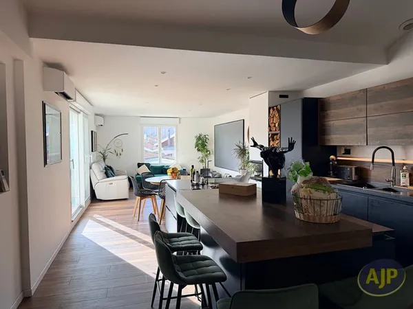A vendre Ensemble immobilier Maison et local commercial