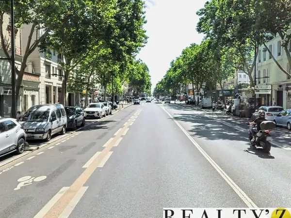 Bureaux 84 m²