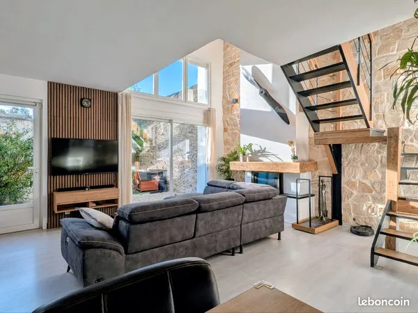 Maison de charme en pierre meulière - 4 chambres - 129 m² habitables - Marcoussis