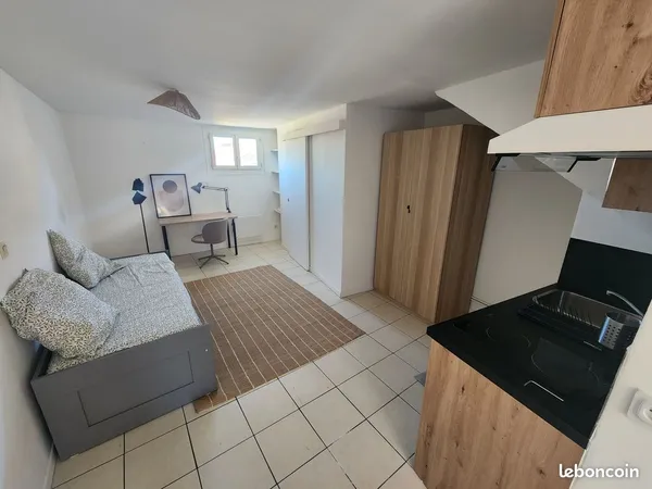 Studio 22m² meublé à neuf - Centre Montpellier - Proche Fac de Droit & Tram