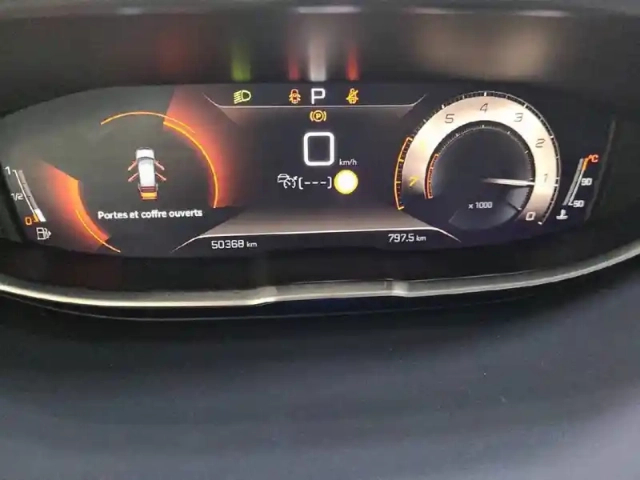 Peugeot 3008 puretech 130ch s&amp;s eat8 — photo 10