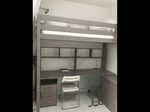 Studette meublée équipée 10 m2