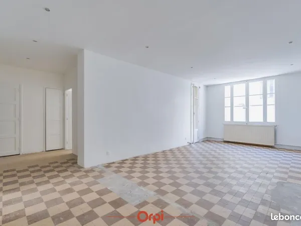 Appartement 4 pièces 94 m²