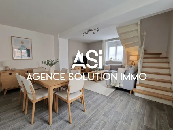 Maison en pierre 5 pièce(s) de 95m² au sol avec une grande cour de 66 m²