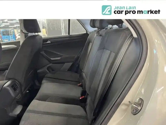 Volkswagen T-Roc 1.5 tsi evo 150 start/stop dsg7 — photo 6