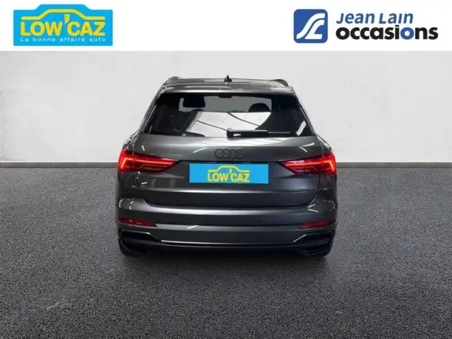 Audi Q3 35 tfsi 150 ch s tronic 7 — photo 6