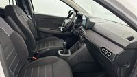 Dacia Jogger 1.0 ECO-G 100ch Expression 7 places — photo 15