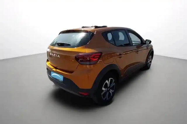 Dacia Sandero eco-g 100 — photo 6