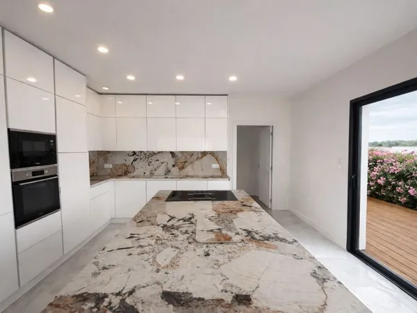 Maison de luxe 5 pièces 138 m²