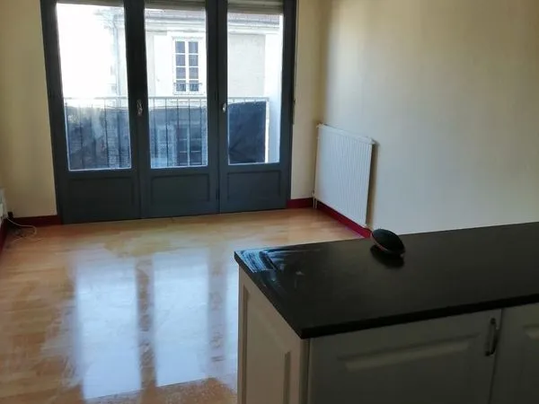 Studio à louer, proximité centre-ville de Pau