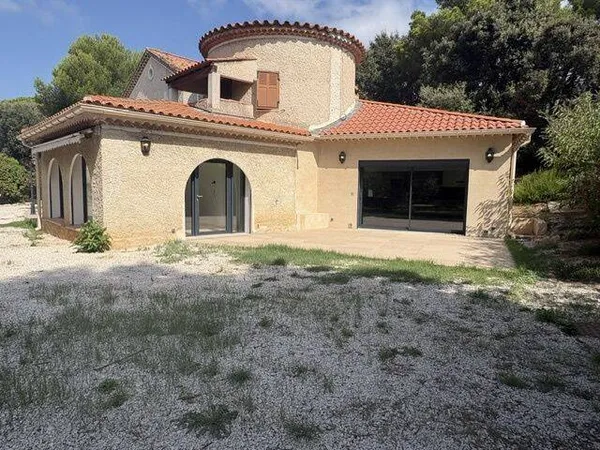 Appartement 4 pièces 160 m²