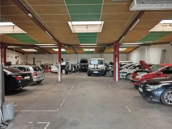 Bureaux 665 m²