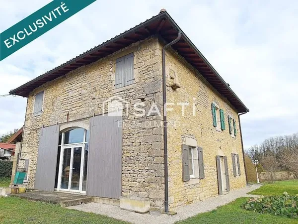 Maison 8 pièces 250 m²