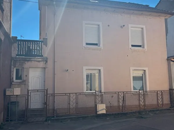 À LOUER, 2 appartements dans une maison individuelle