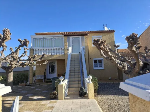 Villa 4 pièces 142 m²