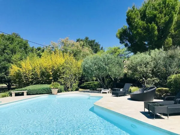 Villa 5 pièces 175 m²