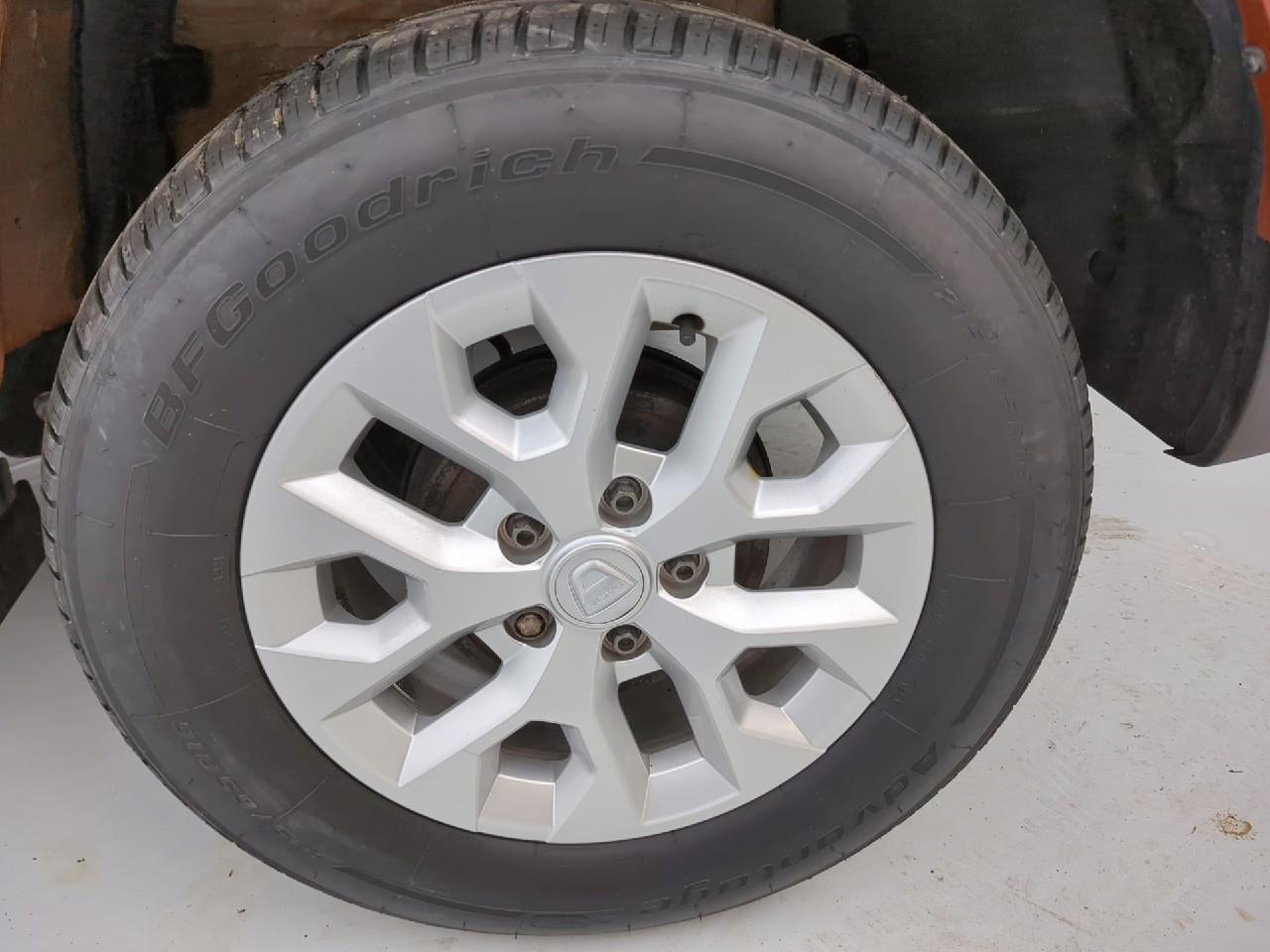 Dacia Duster tce 150 fap 4x2 edc confort — photo 17