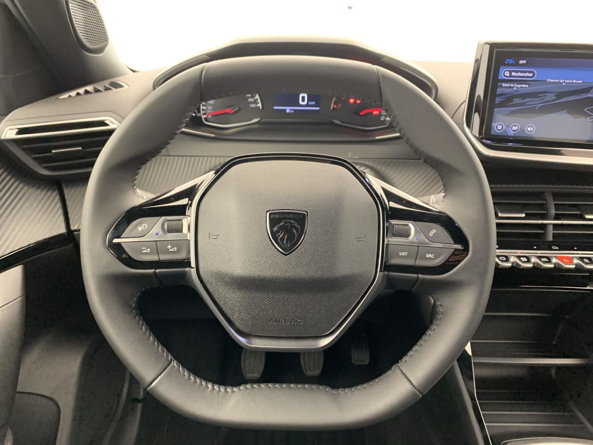 Peugeot 2008 — photo 14