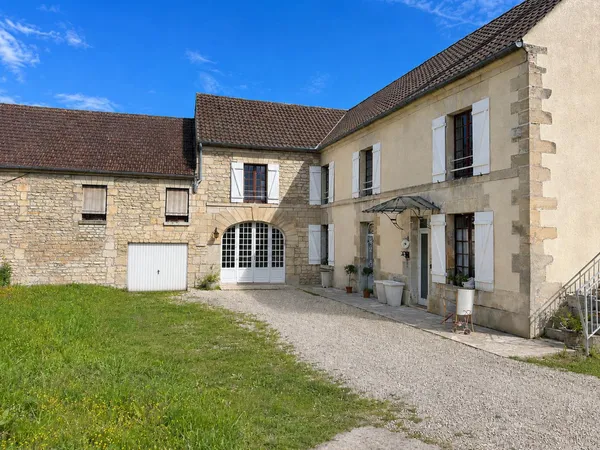 Maison Blaincourt Les Precy 7 pièce(s) 300 m2