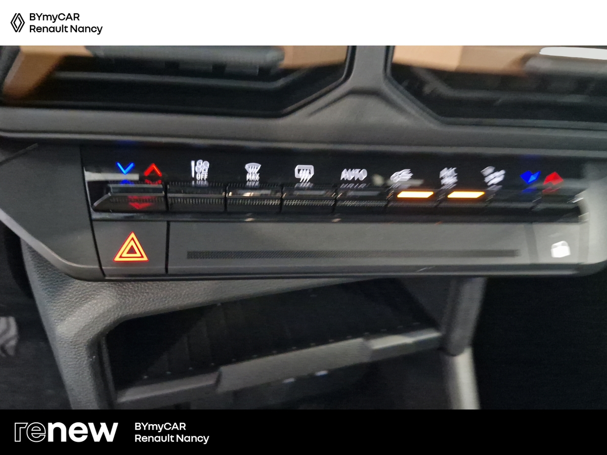 Dacia Bigster Mild Hybrid 140 — photo 21