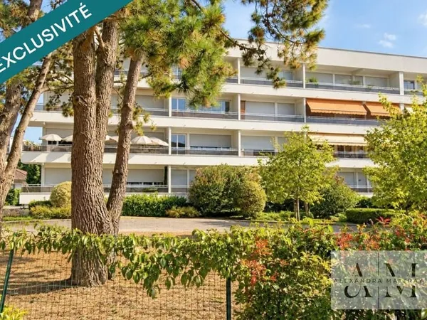 T2 Rénové, lumineux, au calme : balcon, stationnement et cave à 10 minutes à pied du centre de Caudé