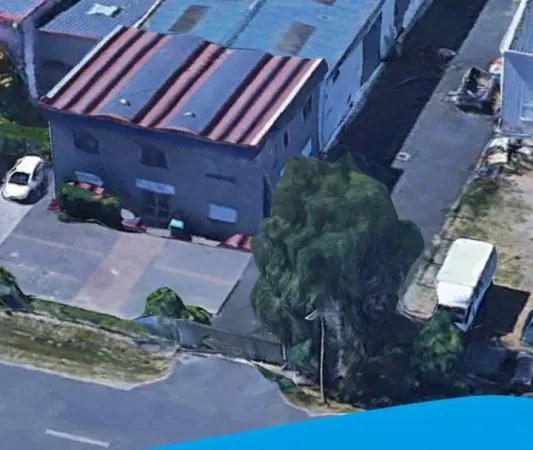 Local commercial 685 m²