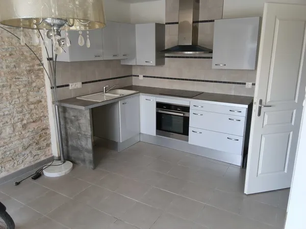 Maison de ville sans terrain 2 niveaux surface 53 m2