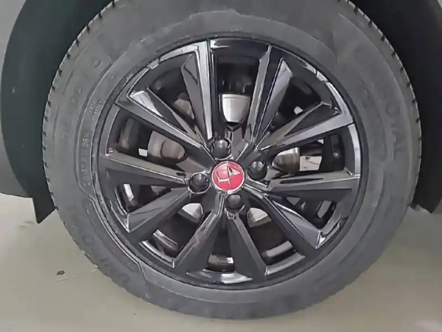 Ds Ds 3 puretech 130 eat8 — photo 33