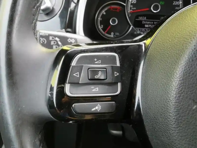 Volkswagen Coccinelle design bmt/start-stopp 2.0 tdi — photo 19
