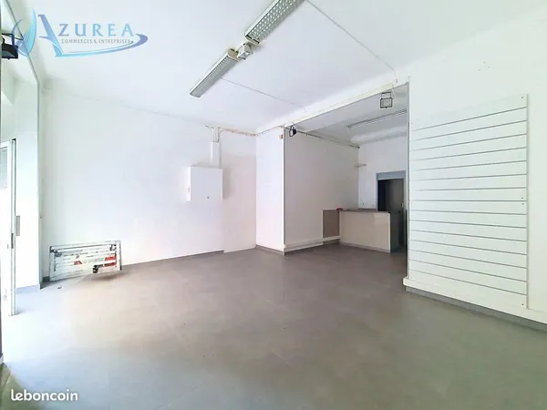 LOCAL COMMERCIAL 64 m² NICE