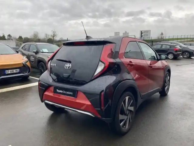 Toyota Aygo X 1.0 vvt-i 72ch collection s-cvt — photo 5