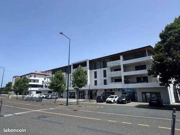 Local / Bureaux à louer