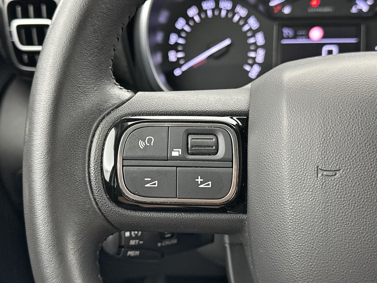 Citroën C3 Aircross puretech 130 s&s eat6 shine — photo 20