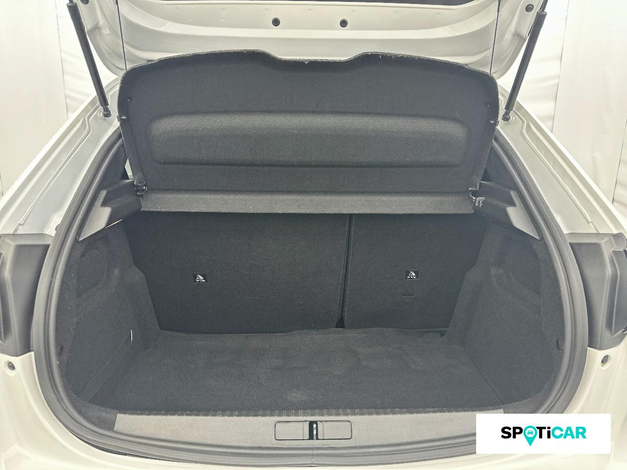 Peugeot 208 1.2 puretech 100ch s&s style 118g — photo 6