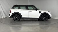 Mini Countryman Cooper 136ch Essential BVA7 — photo 4
