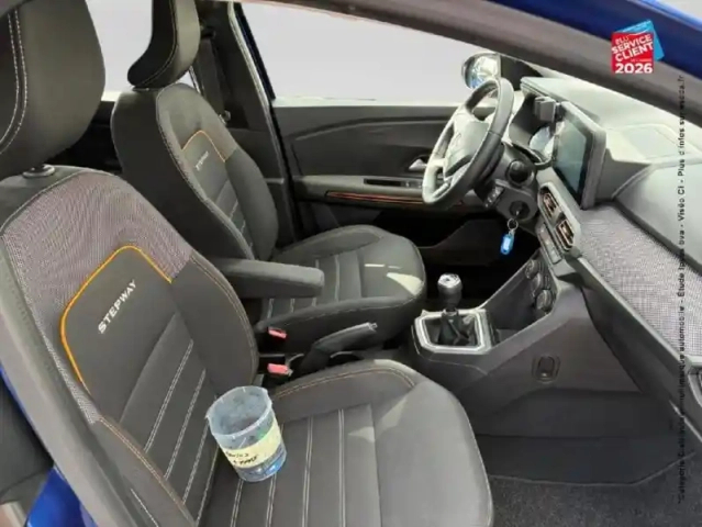 Dacia Sandero 1.0 tce 90ch stepway confort -22 — photo 5