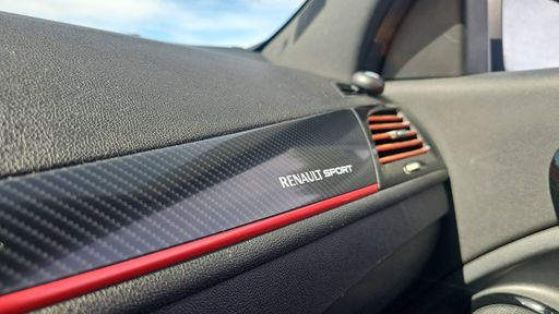 Renault Megane RS 2.0 265.0 - N/A – 2015 – 144965 km – Essence – Boîte Manuelle — photo 3