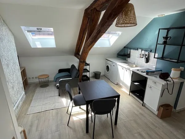 A LOUER Appartement T2 meublé Sainte Savine