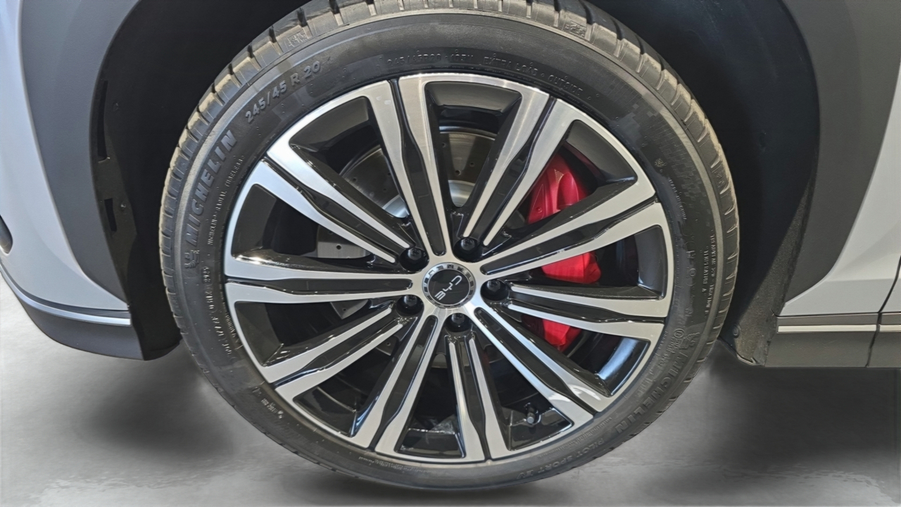 BYD Sealion 7 91.3 kWh 530ch AWD — photo 15