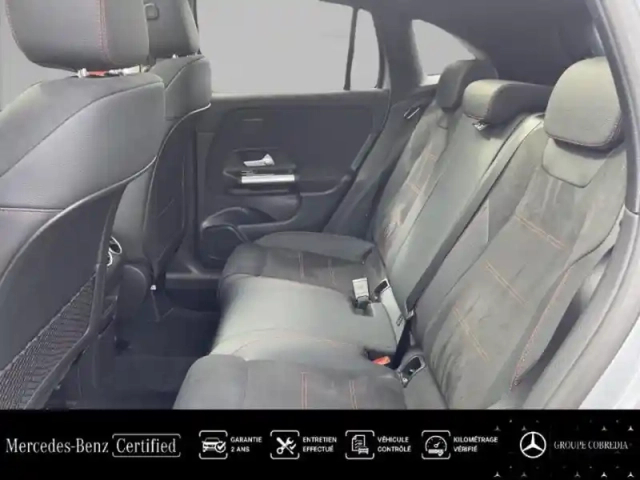 Mercedes Gla 200 d 150ch amg line 8g-dct — photo 11