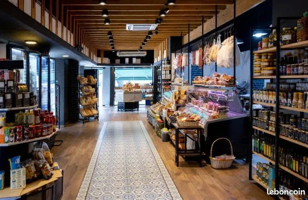 Fonds de commerce épicerie 200 m²