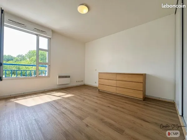 Studio 1 pièce 20 m²