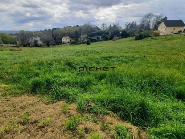 Terrain 2434 m²