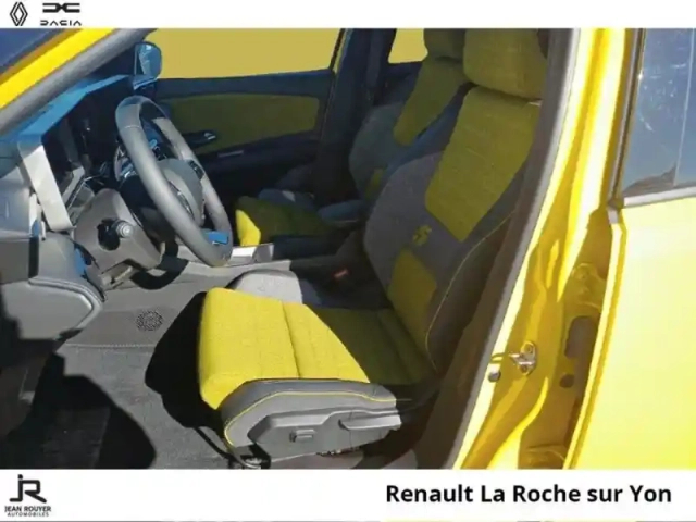Renault 5 e-tech electrique 10ch iconic cinq autonomie confort — photo 3