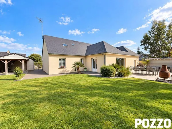 Maison 7 pièces 230 m²