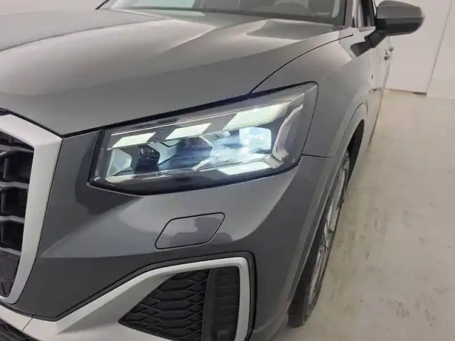 Audi Q2 35 tdi 150 s tronic 7 — photo 24
