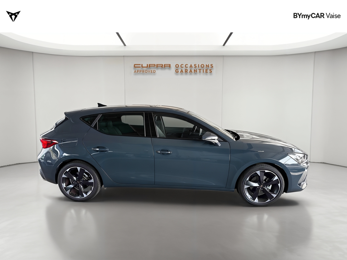 Cupra Leon 1.5 eTSI Hybrid 150 ch DSG7 — photo 6