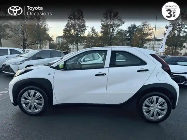 Toyota Aygo X 1.0 vvt-i 72ch active business my23 — photo 3