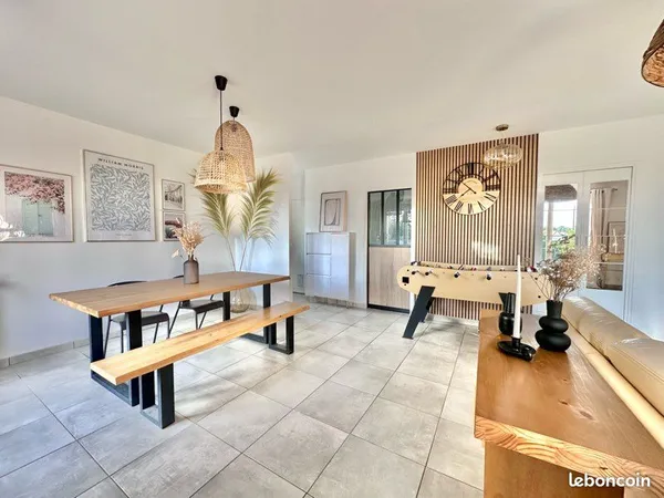 Maison Familiale - ÉGREVILLE 6 pièces | 5 chambres | 150 m² habitables | Terrain 1 866 m²